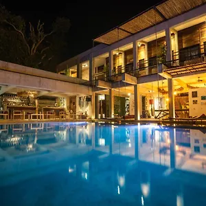 5* מלון Makaaba Eco-boutique